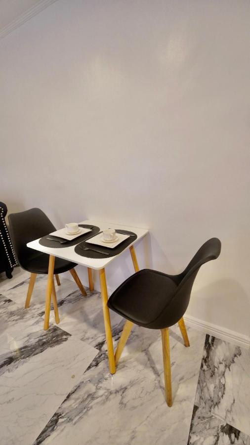 Makati Isabela Luxury Apartman Manila Kültér fotó