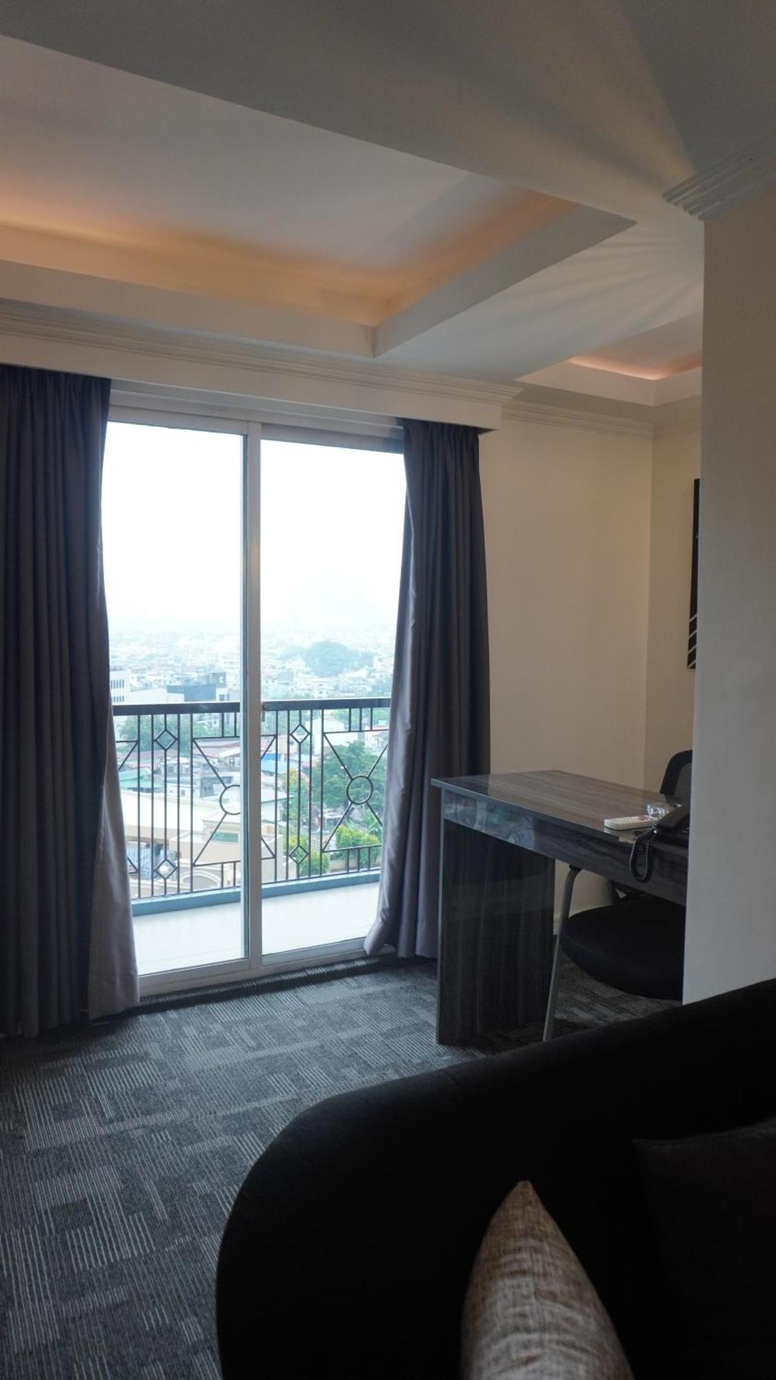 Makati Isabela Luxury Apartman Manila Kültér fotó